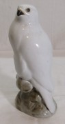 Скульптура старинная, статуэтка «Белый сокол» фарфор, ЛФЗ №8032