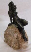 Фигура старинная, статуэтка «Девушка на камне» Эротика Ню №10054